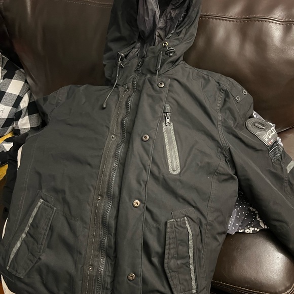 Winter jacket for sale - Picture 2 of 2